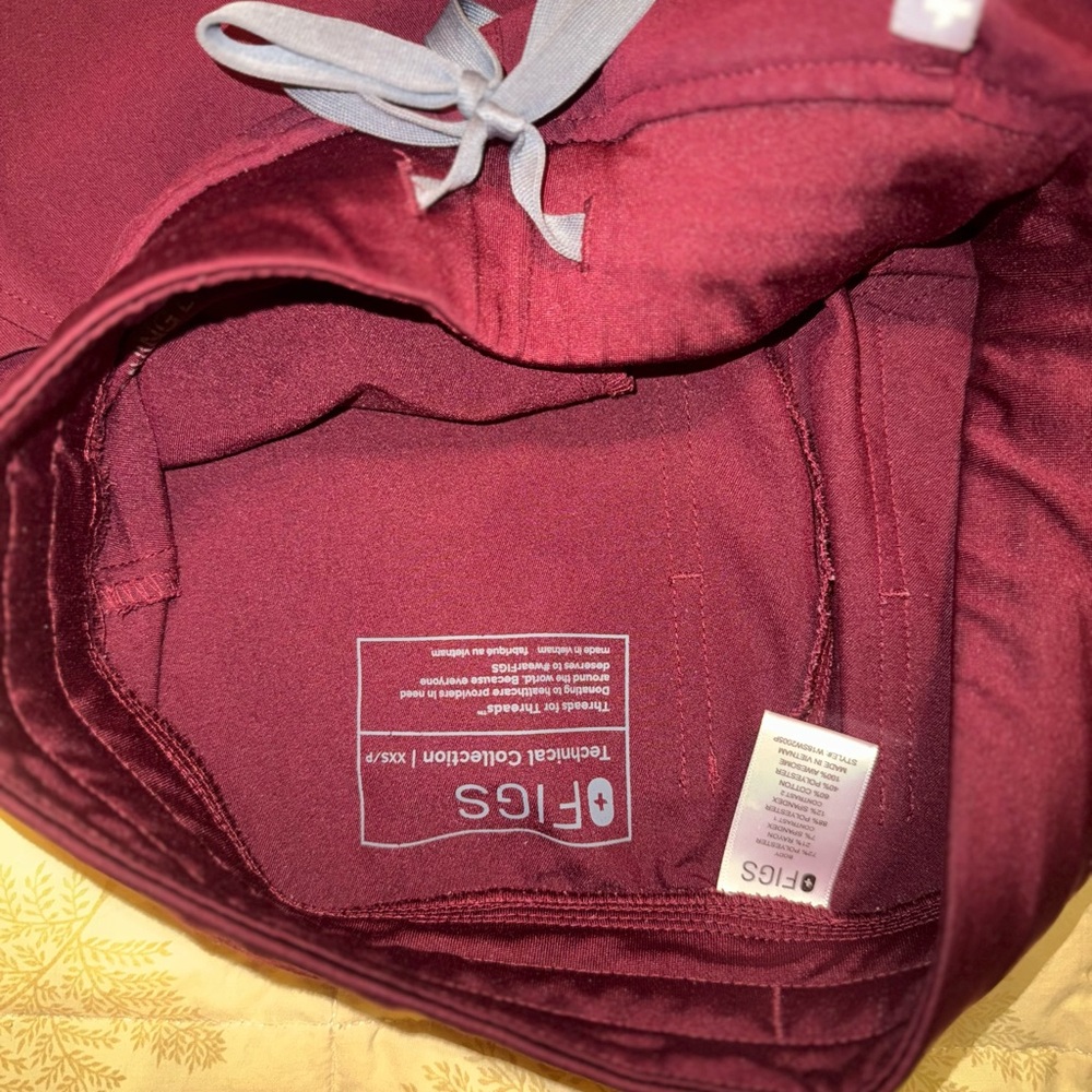 Figs Zamora XXSP Maroon Jogger Pants with Light Gray Tie - Picture 2 of 3